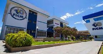 imagen universidad uta ecuador